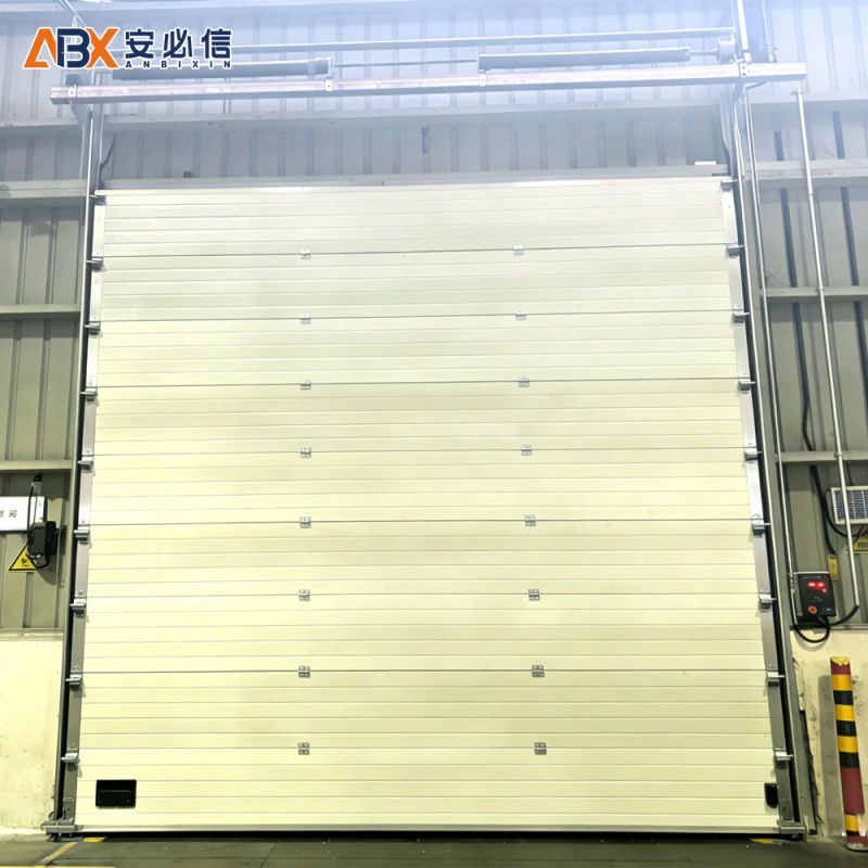 云浮铝板滑升门